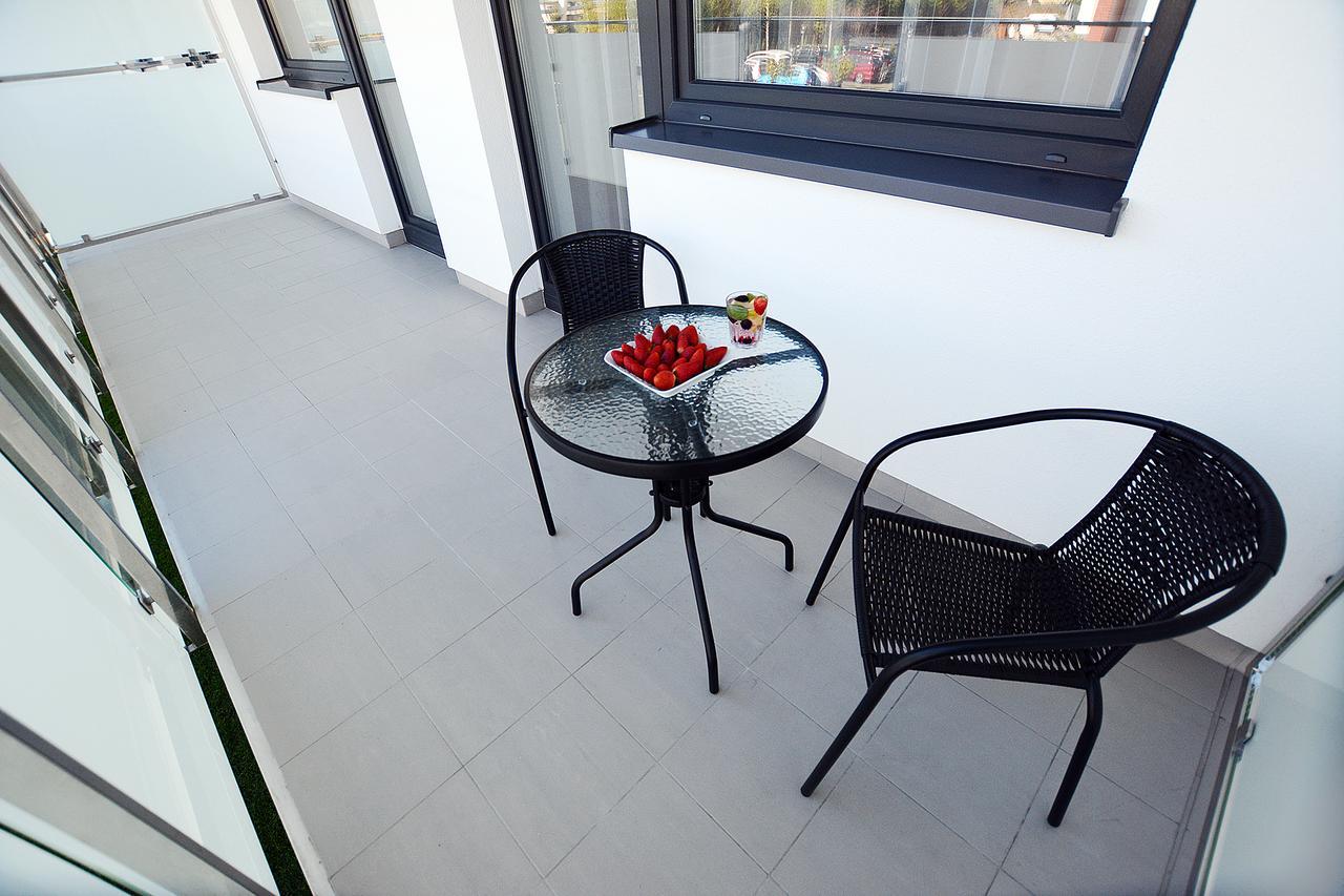 Blue Park Apartament Blizej Morza Kasprowicza Kolobrzeg Exterior photo